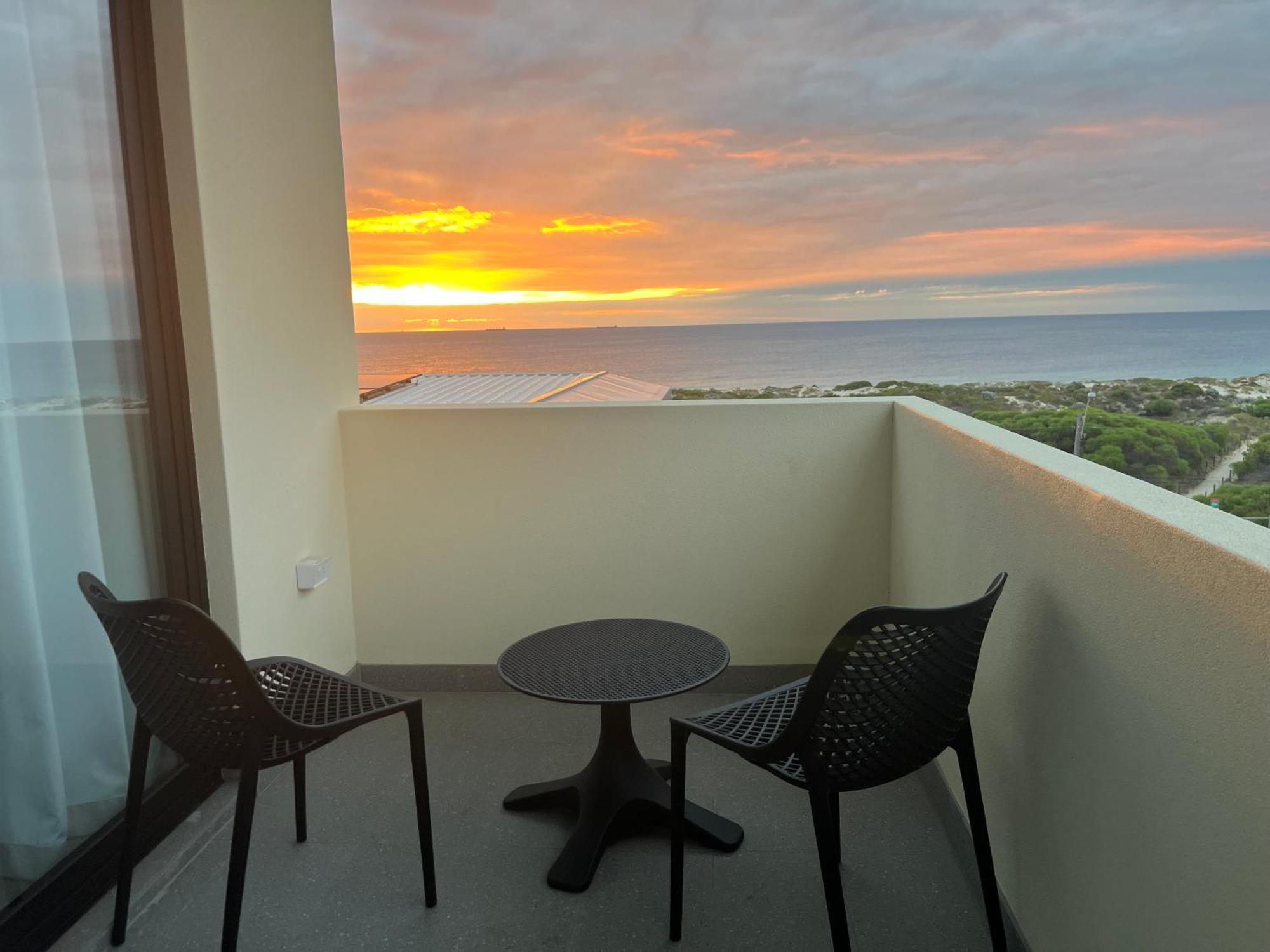 Beach House Perth, Perth